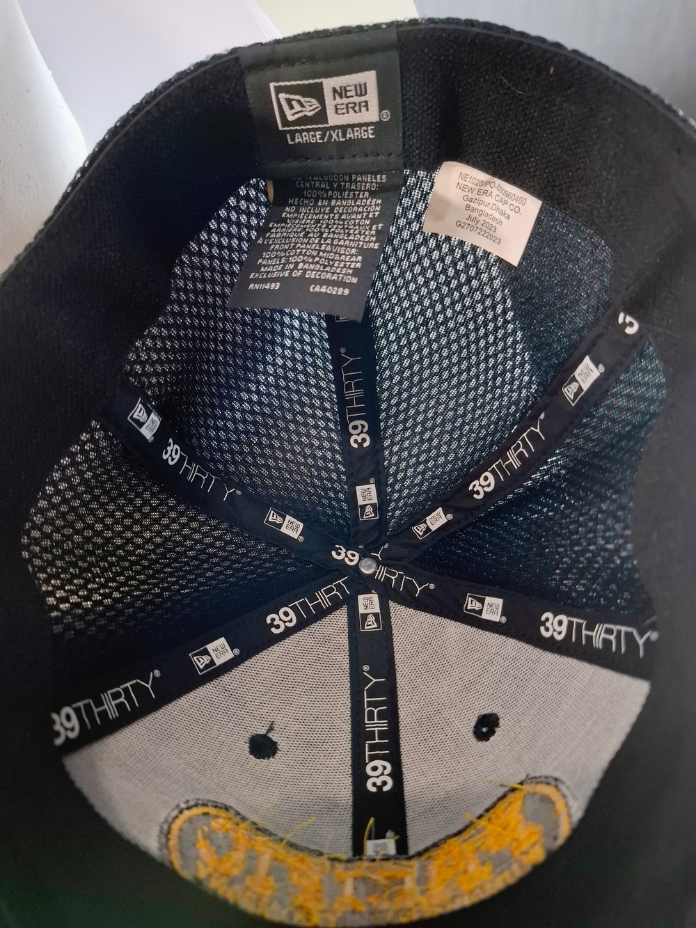 New Era Black Cap with Yellow Pacific Patch and White Signatures - Picture 3 of 10